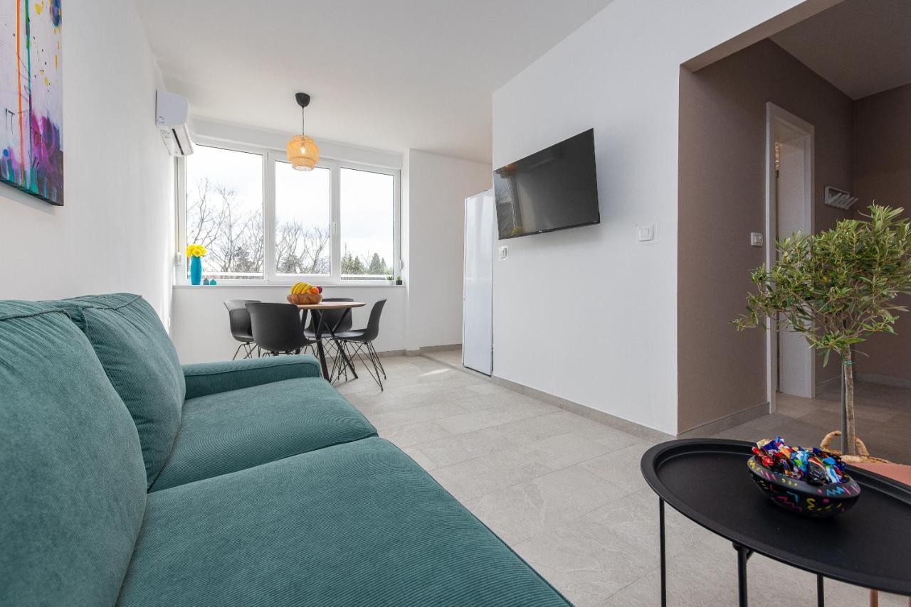 Urban Vibe Zadar Apartment ภายนอก รูปภาพ