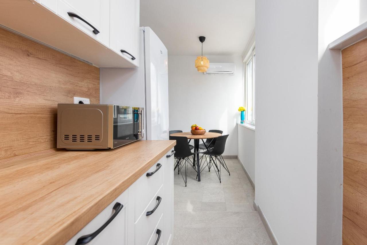 Urban Vibe Zadar Apartment ภายนอก รูปภาพ
