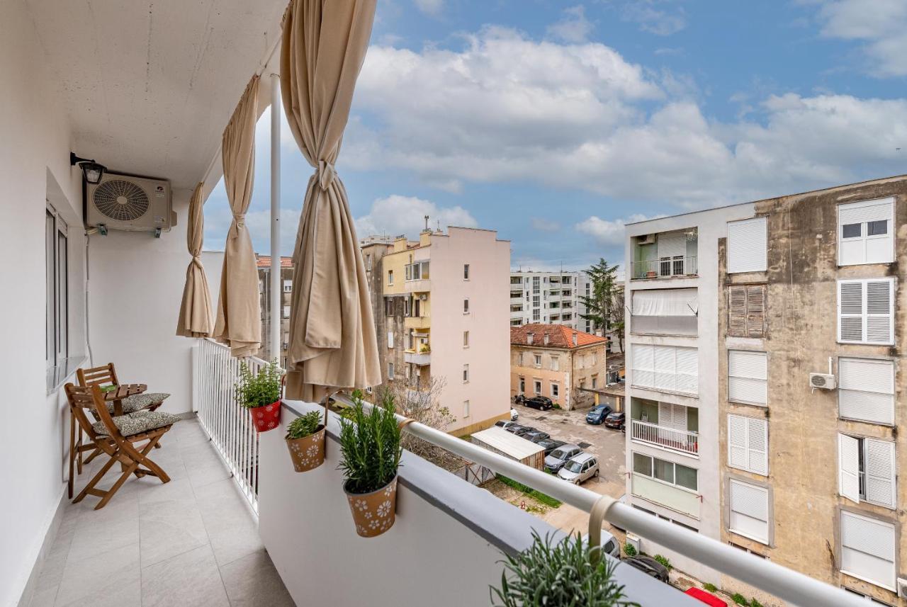 Urban Vibe Zadar Apartment ภายนอก รูปภาพ