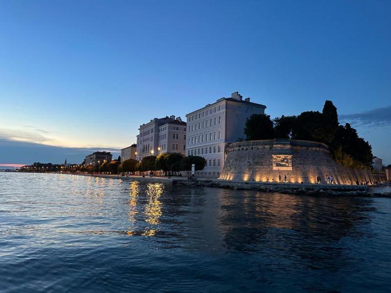 Urban Vibe Zadar Apartment ภายนอก รูปภาพ